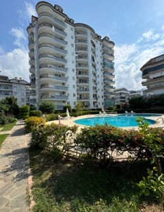 Luxurious Apartment with Stunning Views in Alanya