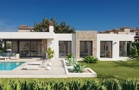 Luxury Villa in Central Calpe Alicante with Private Pool and Gardens