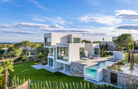 Luxuriöse freistehende Villa mit privatem Infinity-Pool und Blick auf den Golfplatz in San Miguel de Salinas, Alicante