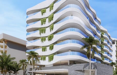 Immobilien im Zentrum von Fuengirola, Spanien, mit großen Terrassen