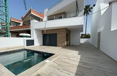 Contemporary Detached Villas with Private Pools in Villamartin, Alicante