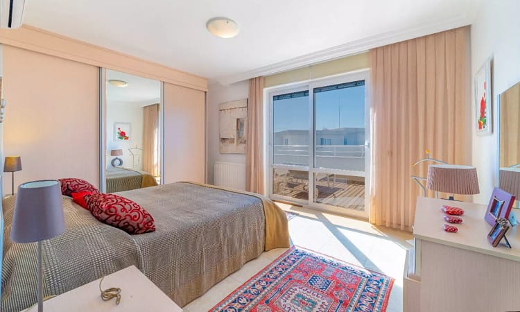 sea view bedroom